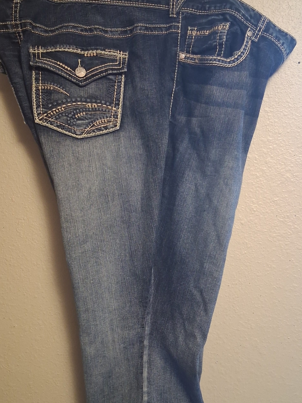 Classic Dark Blue Women's Jeans with Contrast Stitching Plus Size 24 260825